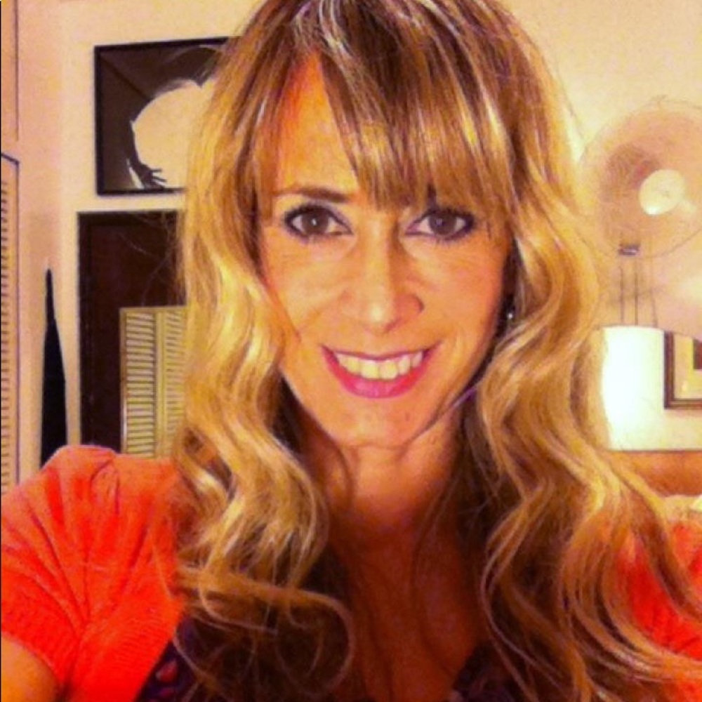 Meet your Posher, Carla